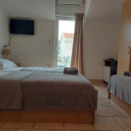 Royal Apartments Neum Esterno foto