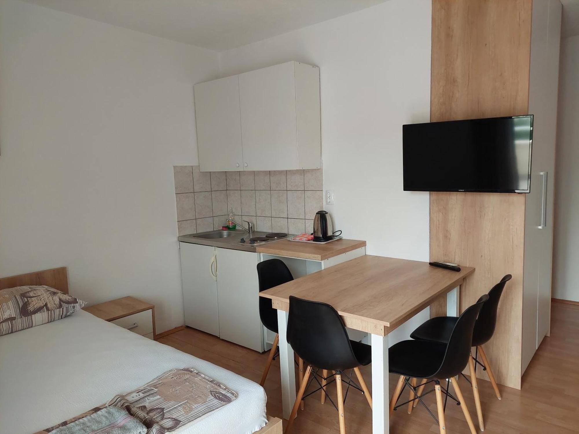 Royal Apartments Neum Esterno foto