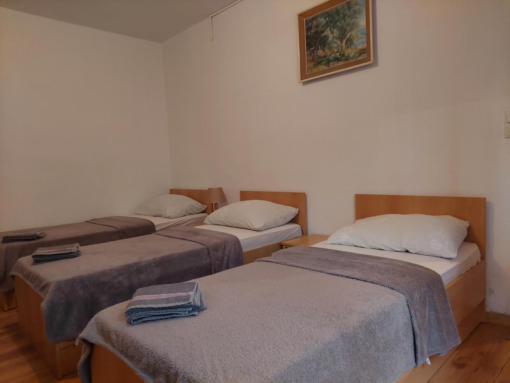 Royal Apartments Neum Esterno foto