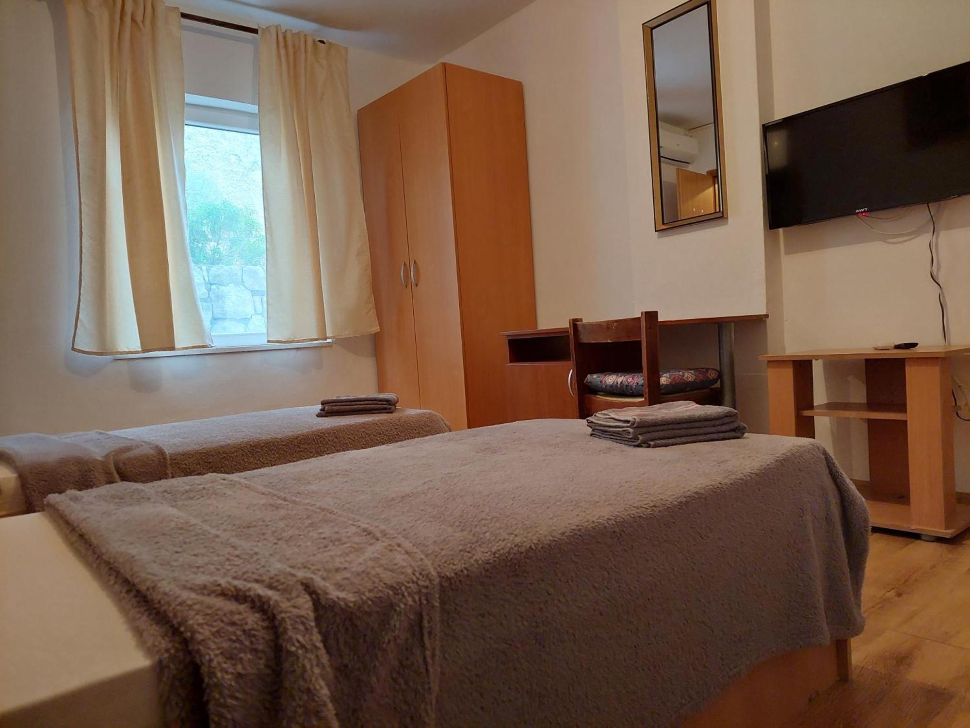 Royal Apartments Neum Esterno foto