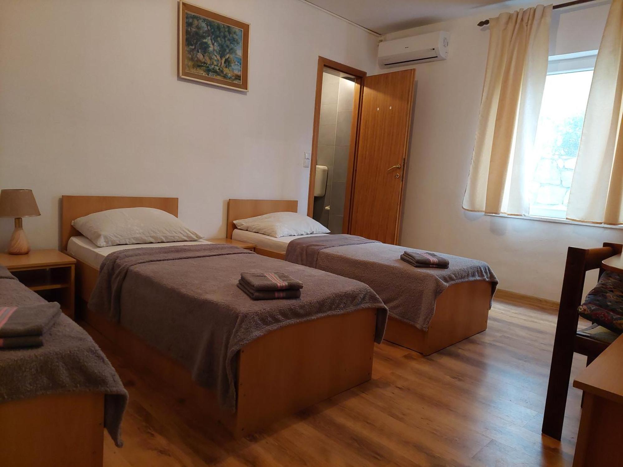 Royal Apartments Neum Esterno foto