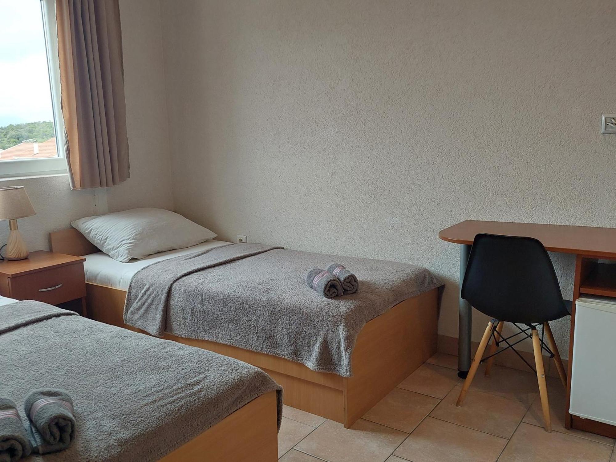 Royal Apartments Neum Esterno foto