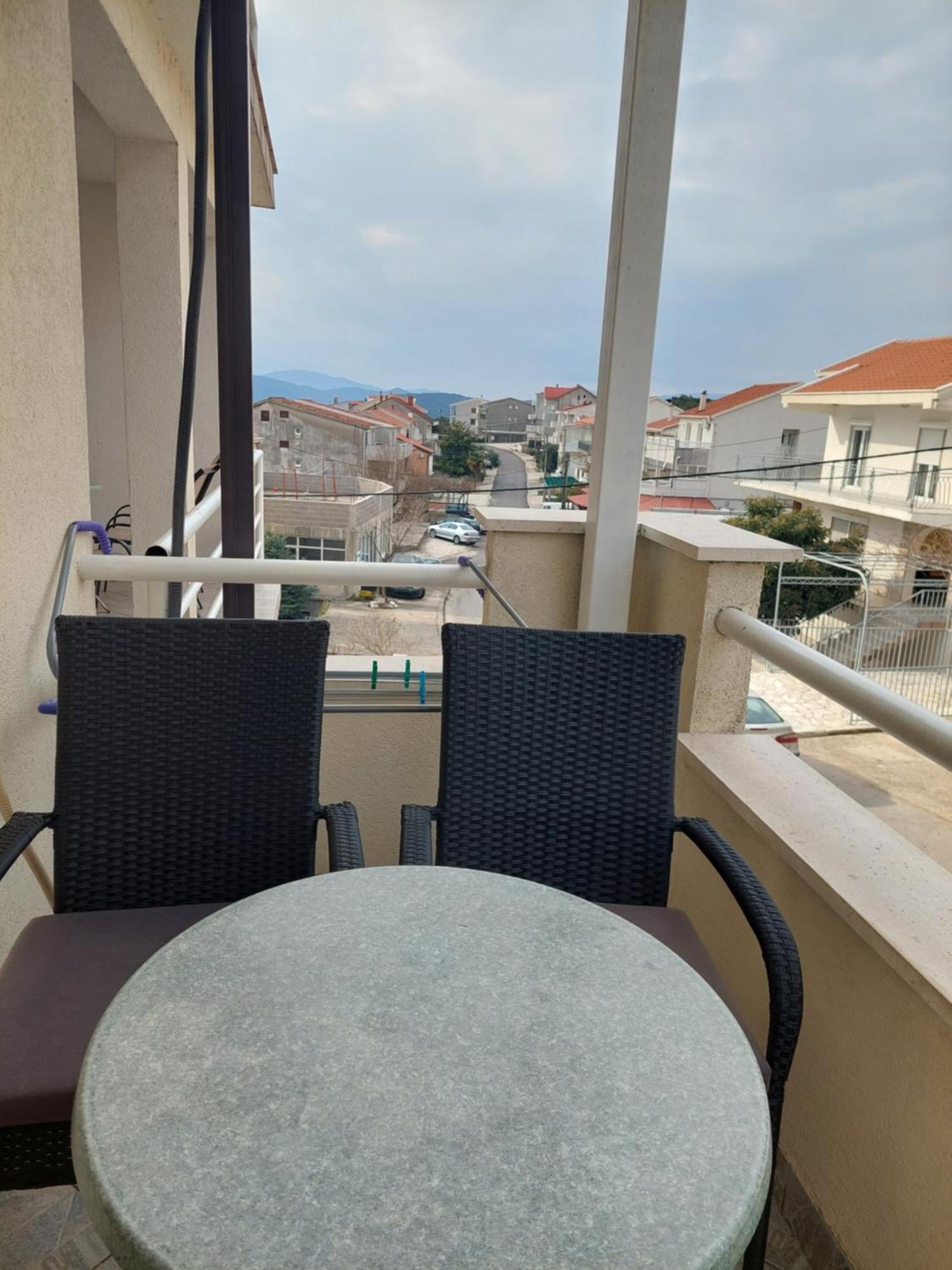 Royal Apartments Neum Esterno foto
