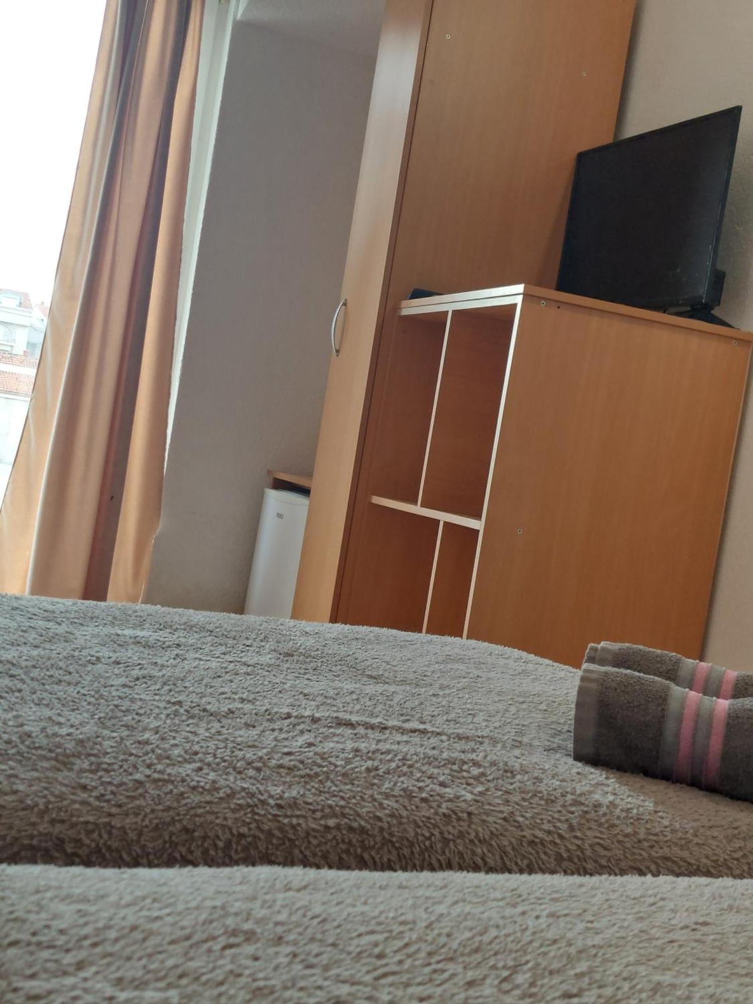Royal Apartments Neum Esterno foto