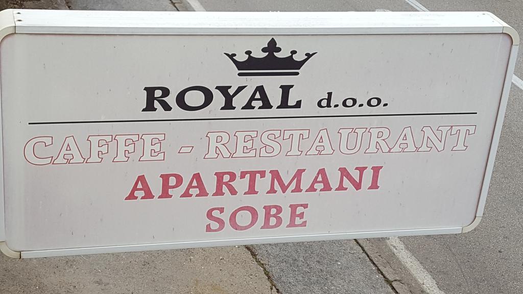 Royal Apartments Neum Esterno foto