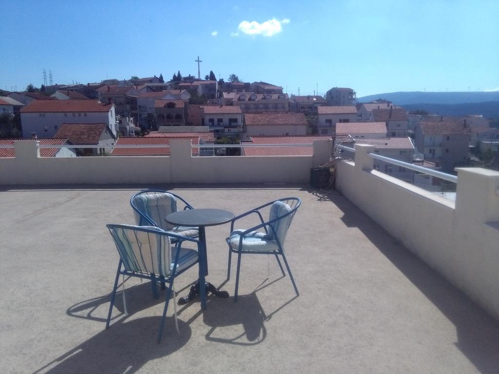 Royal Apartments Neum Esterno foto